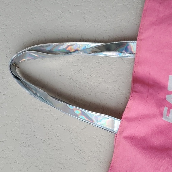 4/$20 pink canvas beach bag with hologram straps - Picture 3 of 10